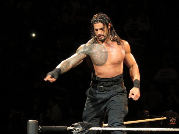 krazikins:  believeindeanambrose:Roman reigns credit goes to https://twitter.com/lunaticfr1nge