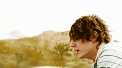 evanthomaspeters:  Evan Peters as Charles in Safelight 