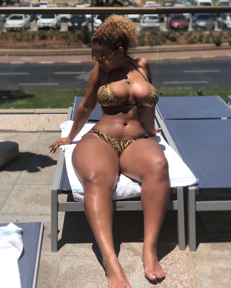allwomeneverything:  In Full View.