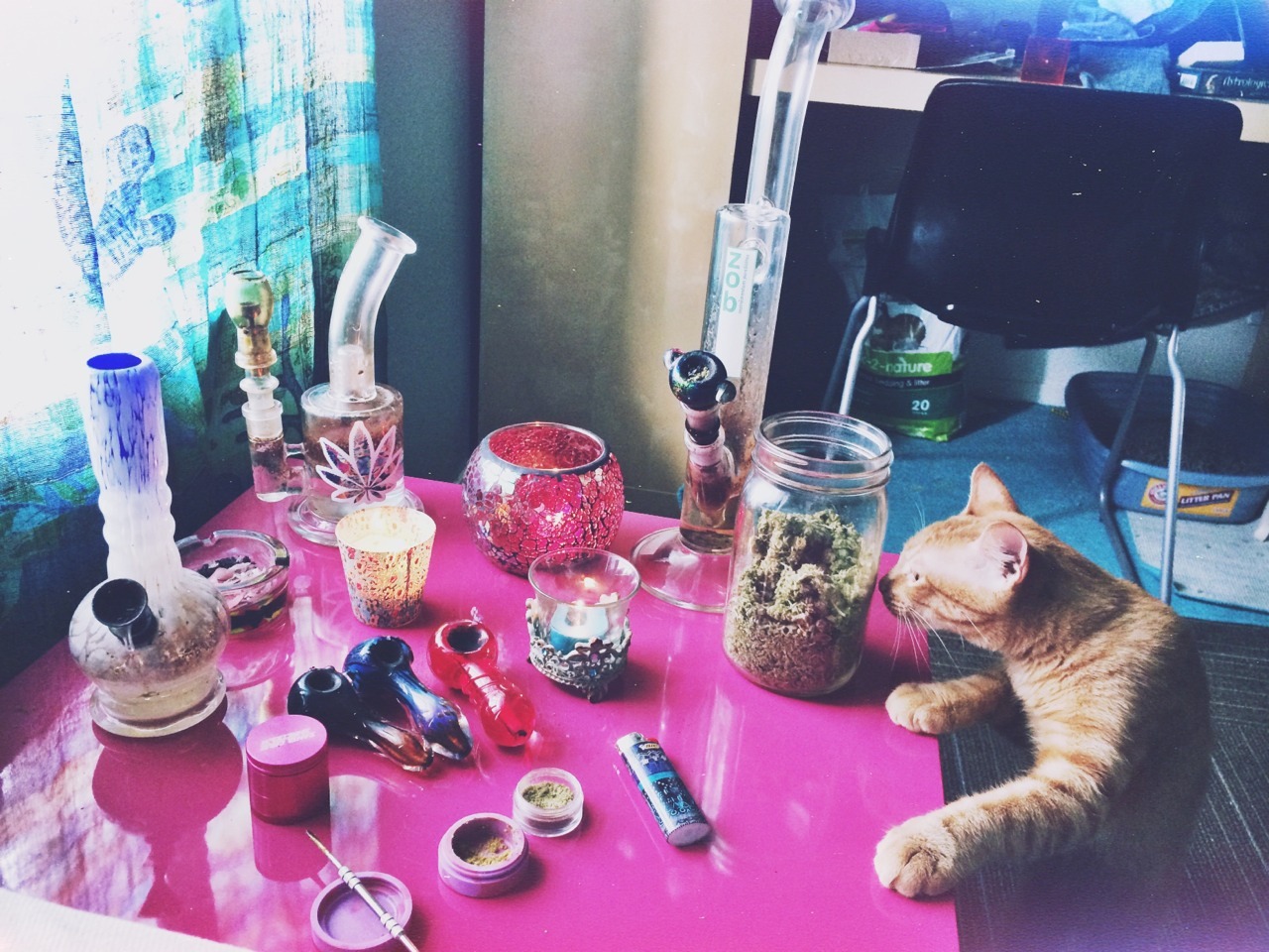 spliffprincess:  My little table