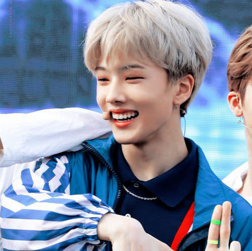  ❝ jisung icons ❞ like or reblog or © favstro on twt ๑՞.request here !! 