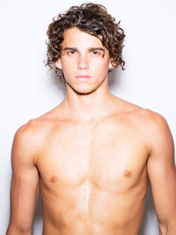 meninvogue:  Happy 21st birthday, Jay Alvarrez!