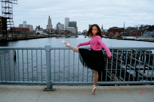 Black Ballerina in the city