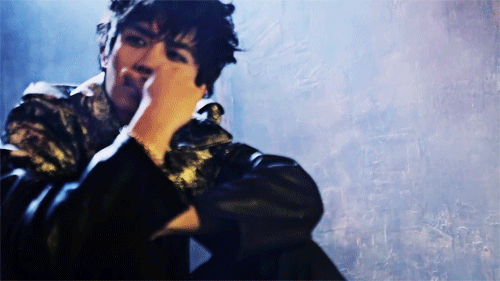 drawien:  This took less time than any other gif I made so far. :D Arumdavo, I hope