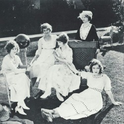 From the left: Mildred Harris, Mary Pickford,