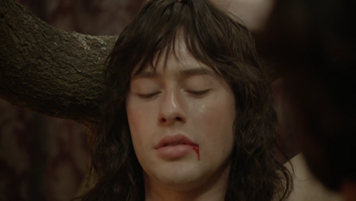 my-pounding-heart: ex-libris-blog: Ben Whishaw as Richard II, The Hollow Crown Did you ever notice t