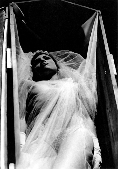 draculasdaughter:Ariane Sapriel in Le viol du vampire, Jean Rollin, 1968.