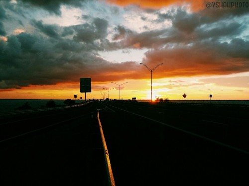 Sunset at Courtney Campbell Causeway