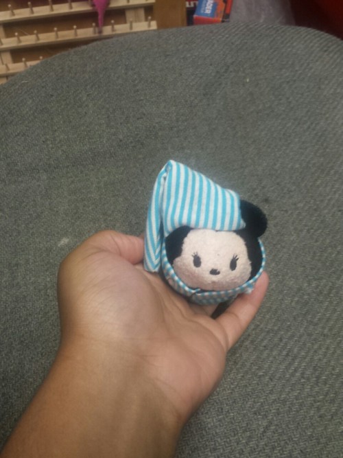 OMG!!! @tsumthingsweet on Instagram is making adorable custom outfits for your Tsum Tsums! I just sa