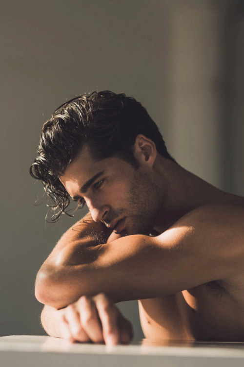 visagesmasculins:Check it out