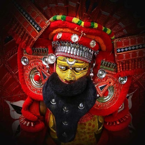 Pharadevata, Kerala theyyam sacred dance