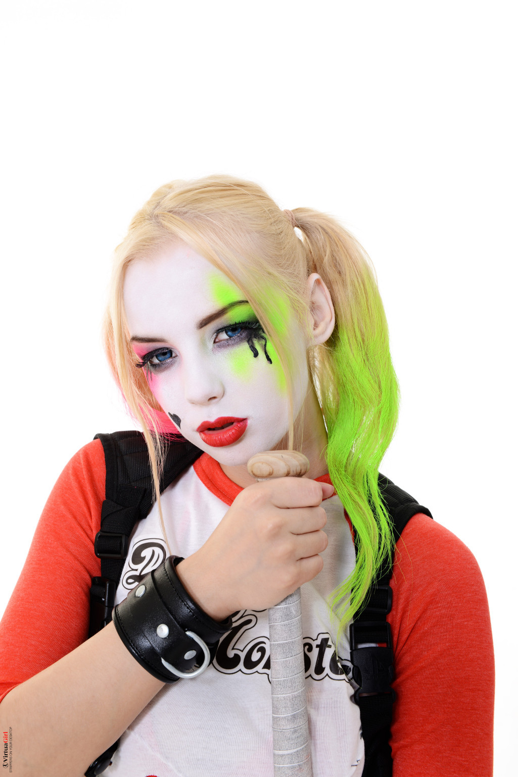 cosplaysexynerdgirls:  VirtuaGirl Harley Quinn