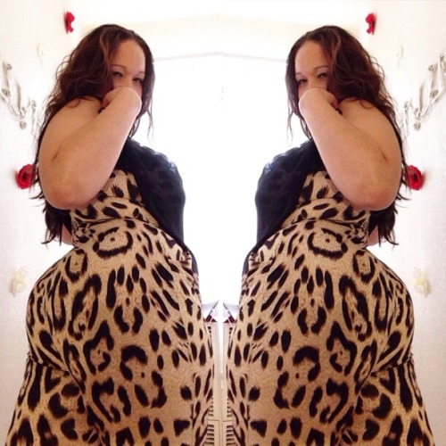 exoticplusmodel:  Rawr!!! 🐯🐯🐯 come tame this kitty 😜😁