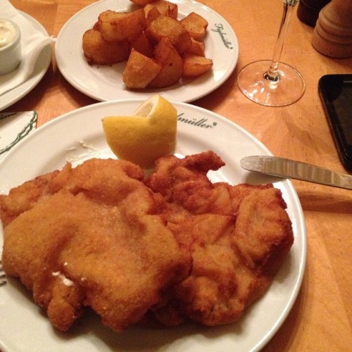 Ate at #figlmüller while in #vienna #Austria two weeks ago. They make the most famous #weinerschnitzel in the city! It was so good. 😋 #food #latergram #potatoes #latedinner #procecco #dinnerforone