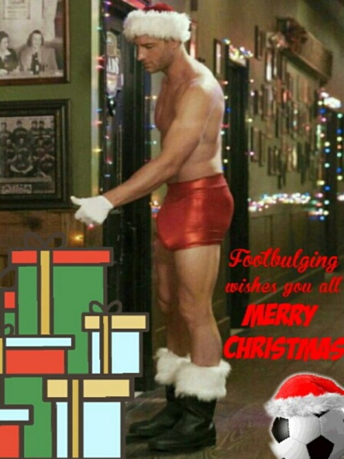 footbulging:Merry Christmas everyone! ♥⚽