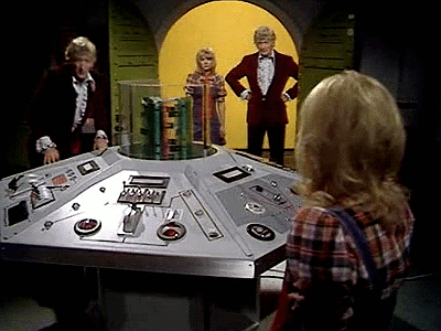 stephadoo:Classic Who // New Who Parallels The Doctor and doubles