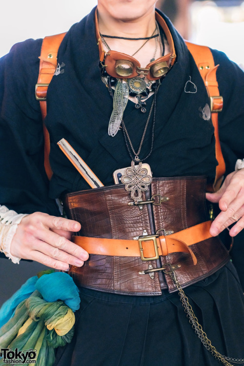 tokyo-fashion: Liz and Bishoujo wearing Japanese steampunk fashion on the street in Harajuku. Full L