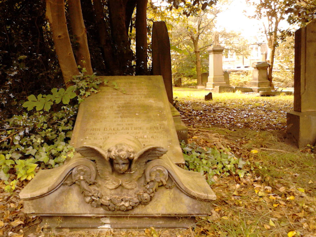 SIGHT OF THE TOMBS