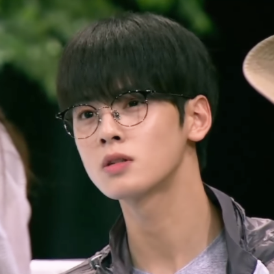 eunwoo icons ♡like or reblog, please!!