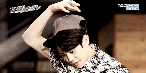 soliseob: Yoseob’s hat magic tricks lvl 2014