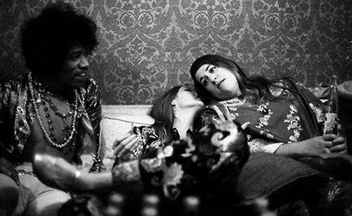 Porn twixnmix:    Jimi Hendrix, Michelle Phillips photos