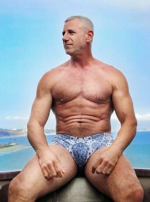 thickdaddylove: Thick Daddy Love Archive