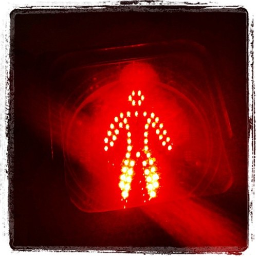 Pare! Pegue No Bumbum... #redlight #stop #music #fun #funny #street #play #happy #pagode #otchan #pic