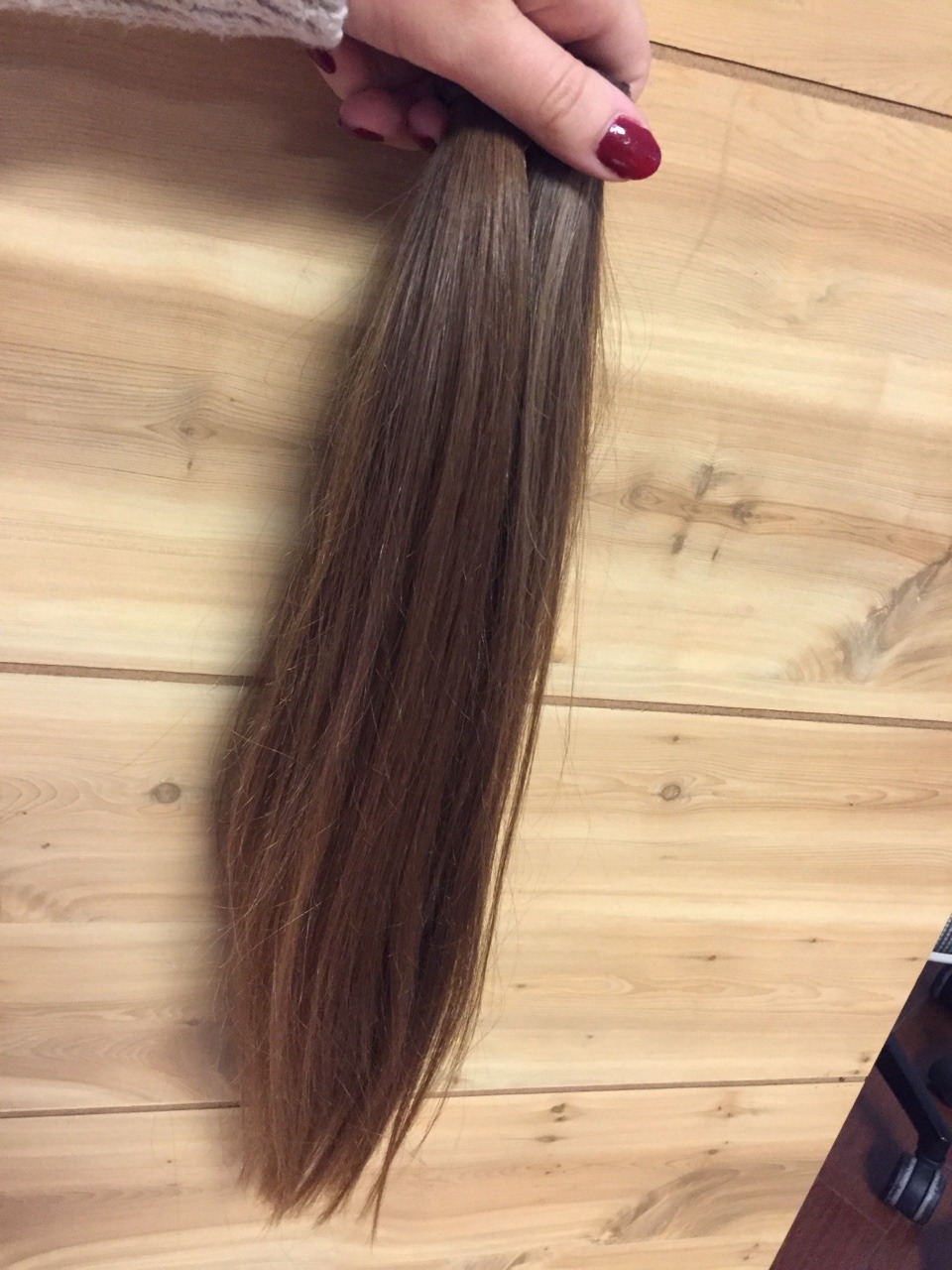 vegetariqn:  So today I decided to cut off all of my hair and donate it to Pantene’s
