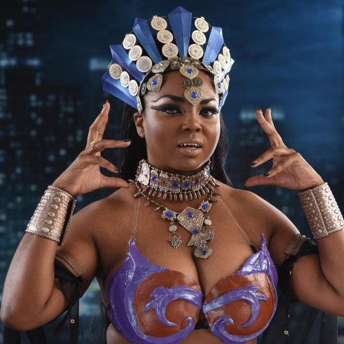 superheroesincolor: Queen of the Damned Akasha #Cosplay  by Rayne Dunbar  Cosplayer  