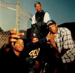 eazythugsta187:  RARE PIC OF NWA  