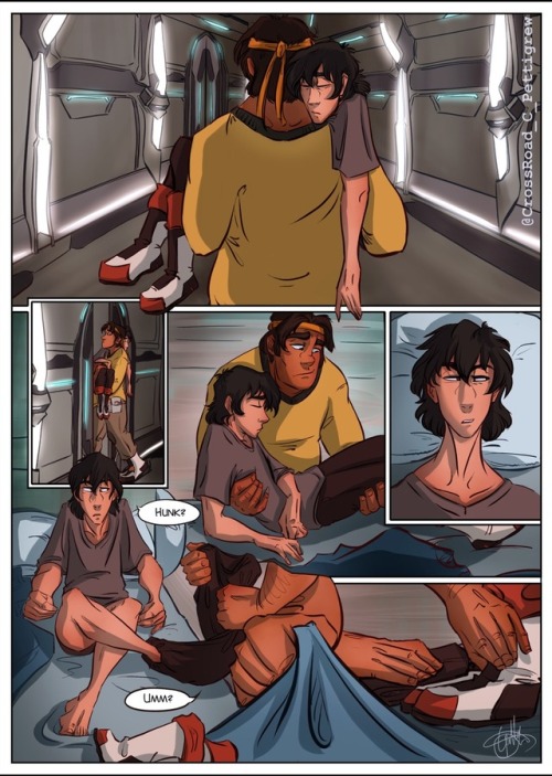 crossroadart-seabear: Hunk is good at rolling burritos and Keith is emotionally constipated. Good fu