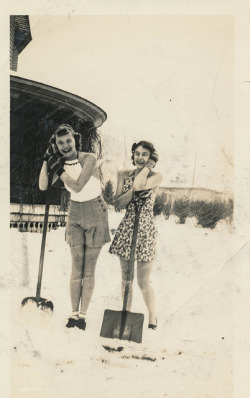 adamscoren:  Two women wearing skirts in the snow by simpleinsomnia on Flickr. 1937 