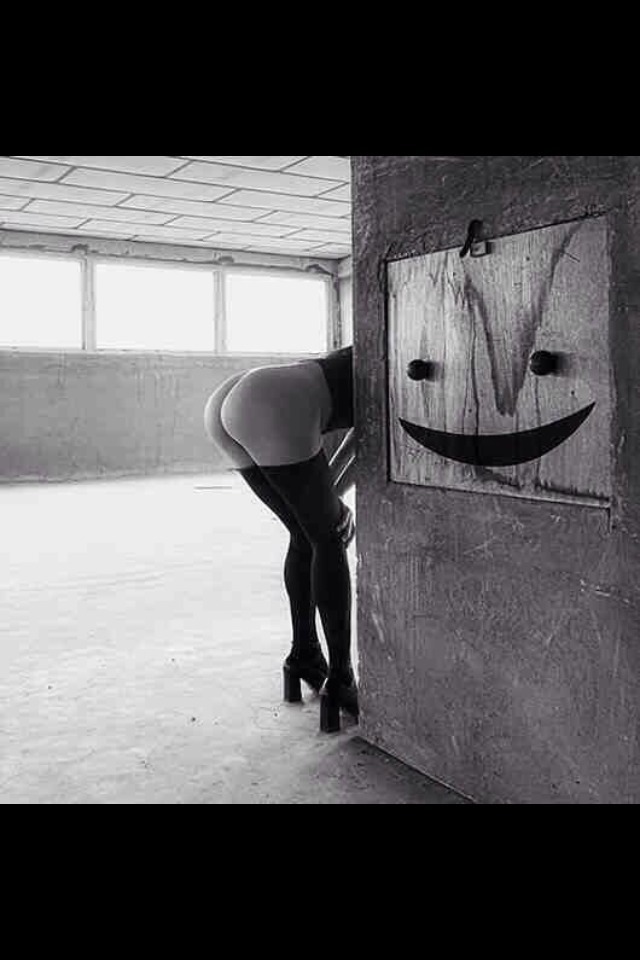 desires-andso-much-more:  Smile!!!