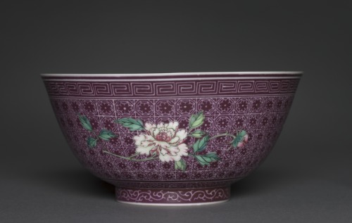 Bowl with Peony Sprays on Diaper Ground (exterior); Chrysanthemum Sprays (interior), 1736-1795, Clev