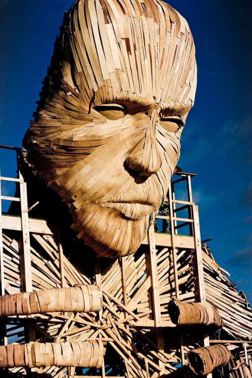 archiemcphee:  We just learned about an awesome annual festival called the Afrika Burns Creative Projects or AfrikaBurn. It’s an official Burning Man regional event which has been taking place in the desert of the Tankwa Karoo National Park in South