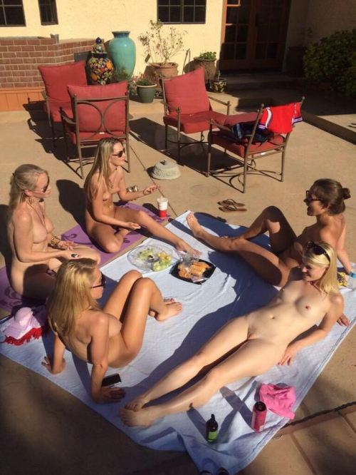 lostadare: Since you started hanging out with your new work friends it seems like your tan lines are
