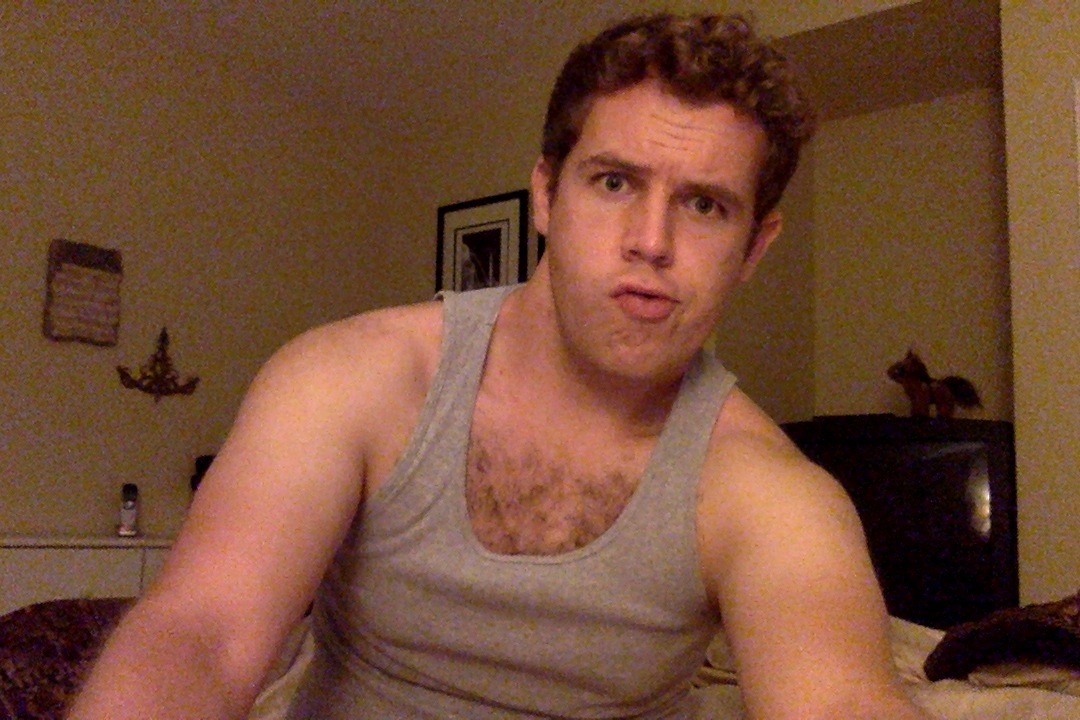 ace-trainer-ethan:  pochamarama:  Dorkin around  My friends are the cutest.