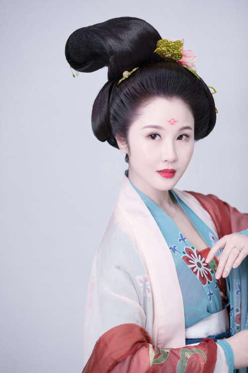 hanfugallery: Traditional Chinese hanfu by 姚璇西子