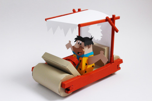 strictlypaper:Classic Paper Toys from Pop Culture by Ryan HallRead More