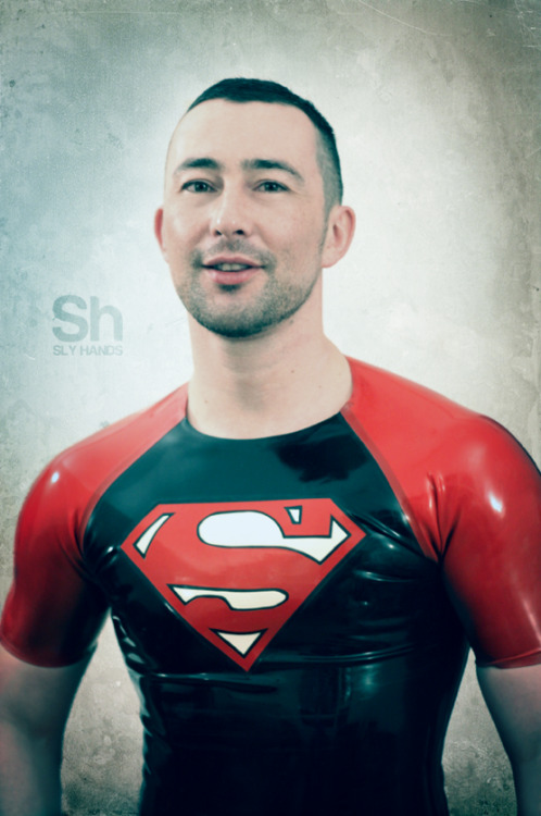 slyhands:  Superboy by Sly Hands. Manchester, UK. Custom gear by Latex101