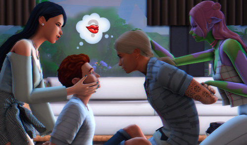indigo-simmer: Спасибо большое за симов: @creamy-moon​ ; @julaysim​; @сердцепирата и @indigo-simmer​