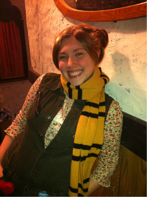 sentientcitizen: askkayleefrye: buckybird: Everyone knows Kaylee would be a Hufflepuff. (Cosplay by 