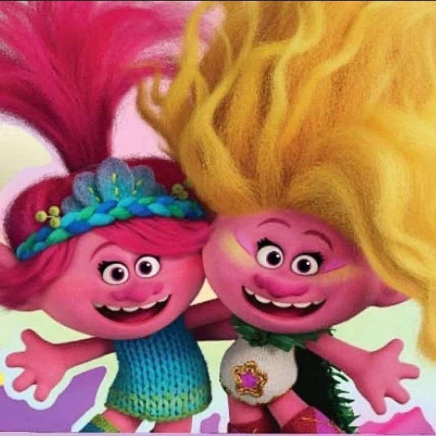 Different Colors with Trolls Band Together with Poppy and Viva 