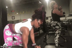 athleticsistas: the-untalented-teenager: i just love buff girls so much 
