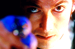 weeping-who-girl:  The Twelve Davids of Christmas Part 2 (3/12)  Ten Davids Sonic-ing