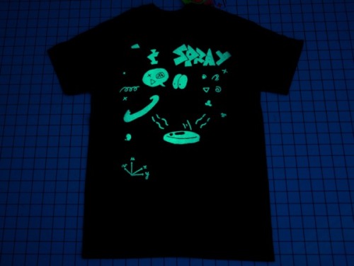 Phosphorescent T-shirt Picto Spray
