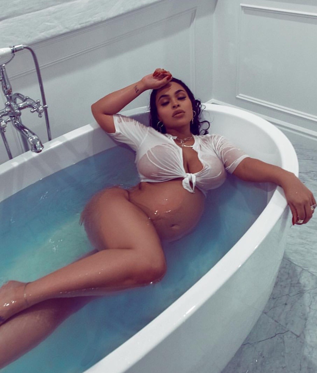 loversinthebodega:  Heather Sanders  