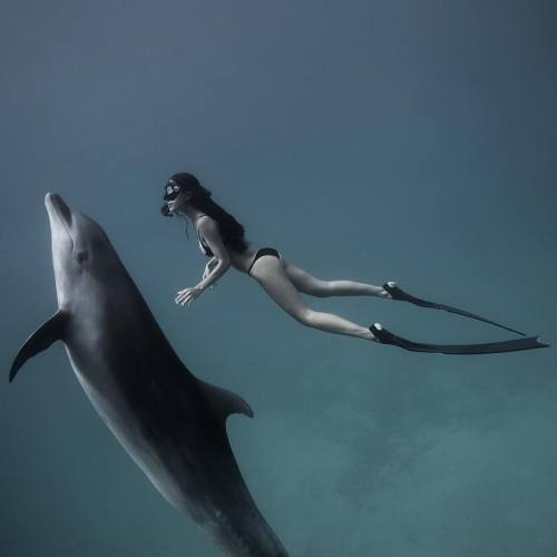 underwater girls