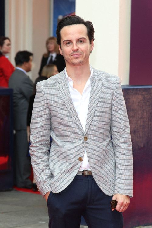 phbuf:Another one of Andrew Scott at the press night of Charlie and the choco factory <3 