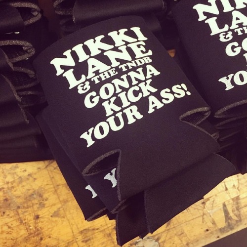 Printed a whole bunch of koozies for @nikkilane77 today in the shop. Black koozies with white ink and a touch of puff additive mixed into the white. #awesomedudesprinting #nikkilane #tndb (at Awesome Dudes Printing)